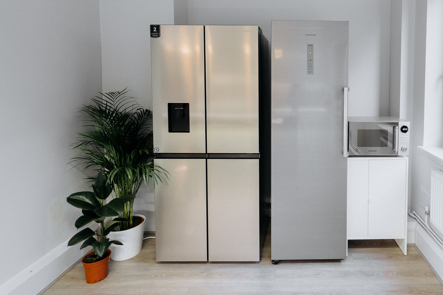 kitchen for photoshoot, american fridge