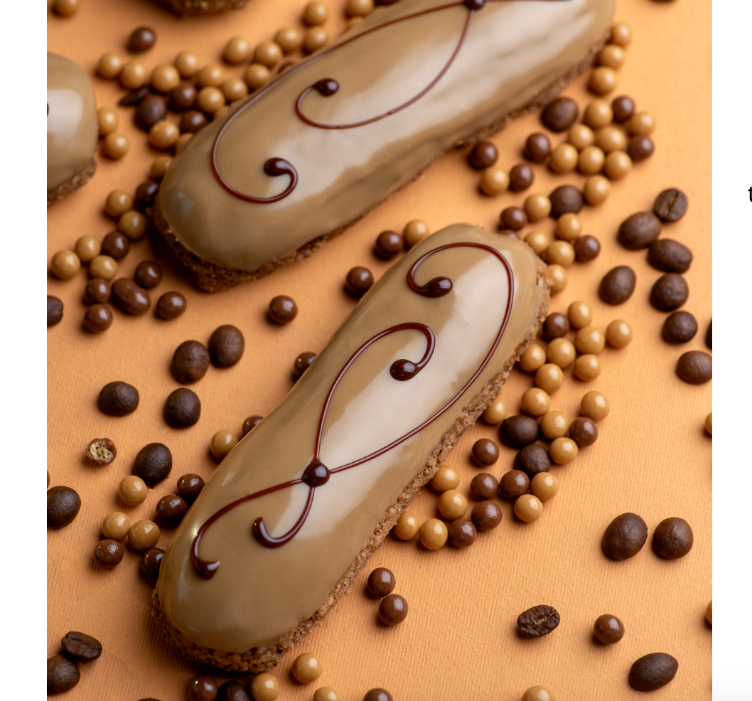 COFFEE CUSTARD ECLAIR - XL SIZE