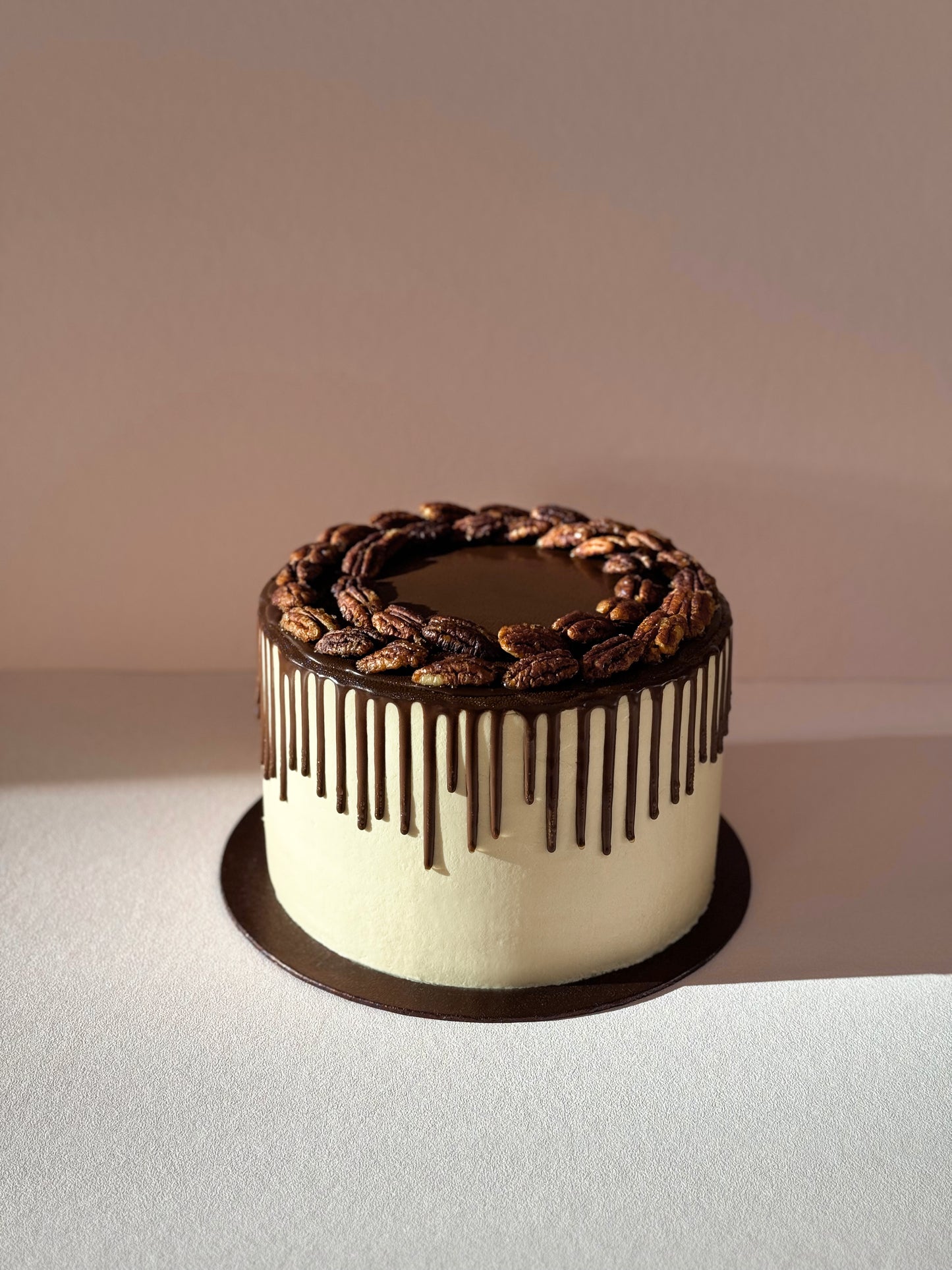 COFFEE TOFFEE PECAN CAKE