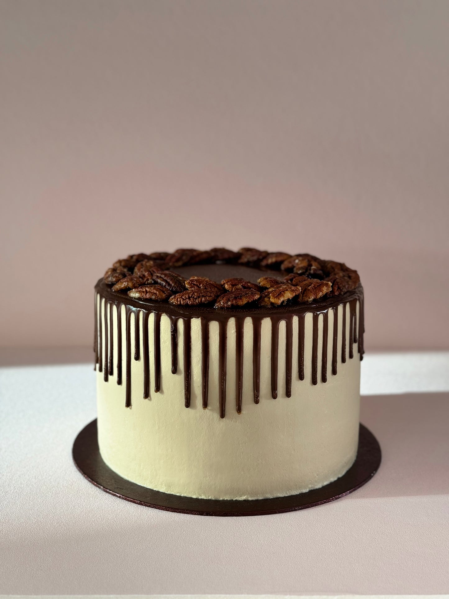 COFFEE TOFFEE PECAN CAKE