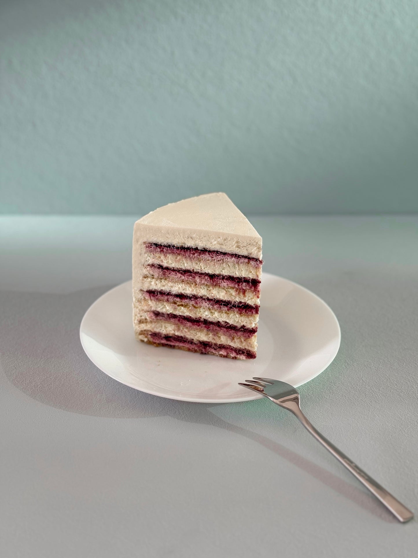 COCONUT AND BLACKBERRY CHIFFON CAKE