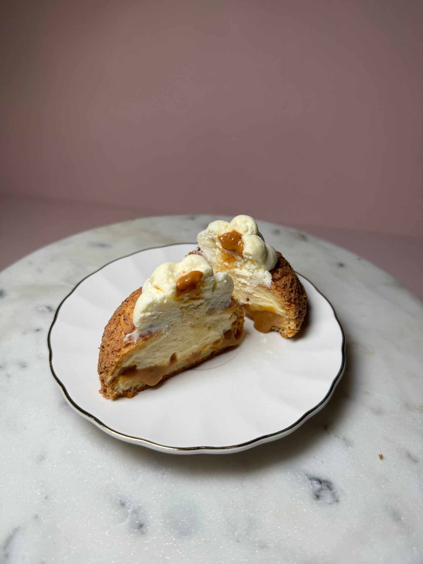 Vanilla Caramel Choux