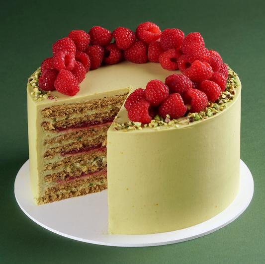 PISTACHIO RASPBERRY CAKE